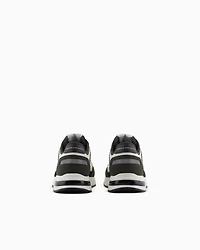 Sneakers with high sole and logo
