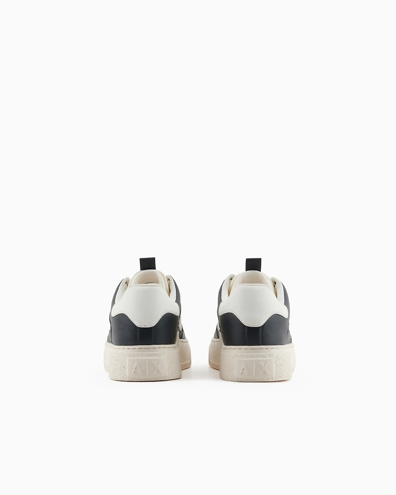Sneakers eco-leather with elastic laces