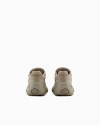 Sneakers with oversized sole
