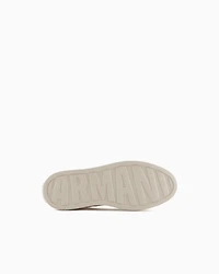 Leather lace-ups with high sole
