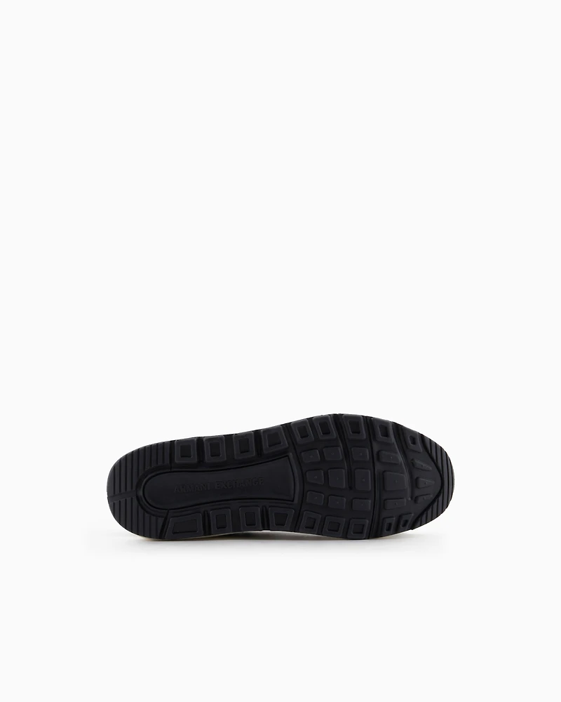 Sneakers with side logo and contrasting inserts