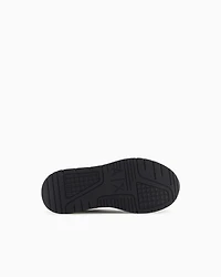 Sneakers with contrasting details and logo