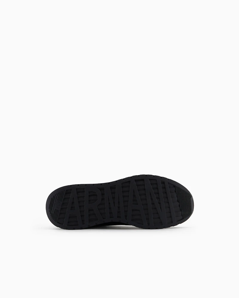 Leather sneakers with mesh insert