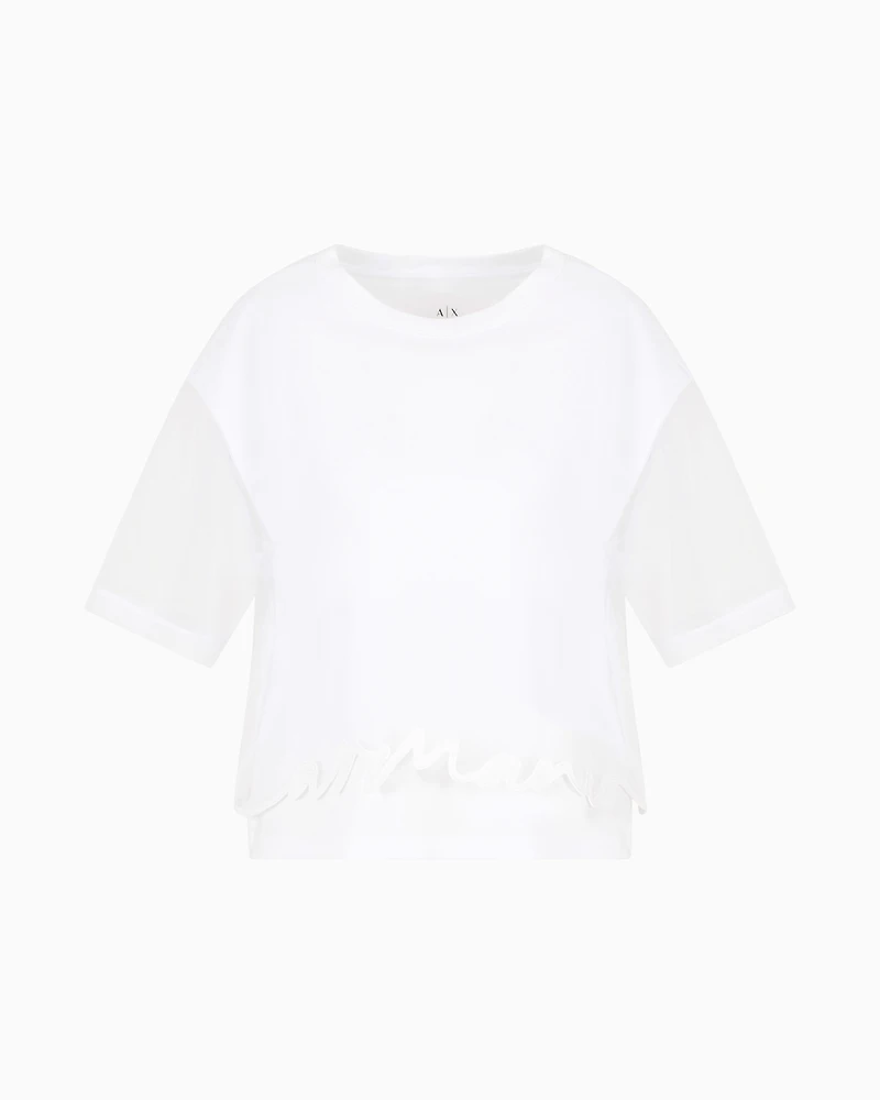 Cropped T-shirt with shaped bottom