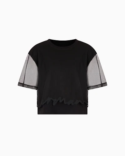 Cropped T-shirt with shaped bottom