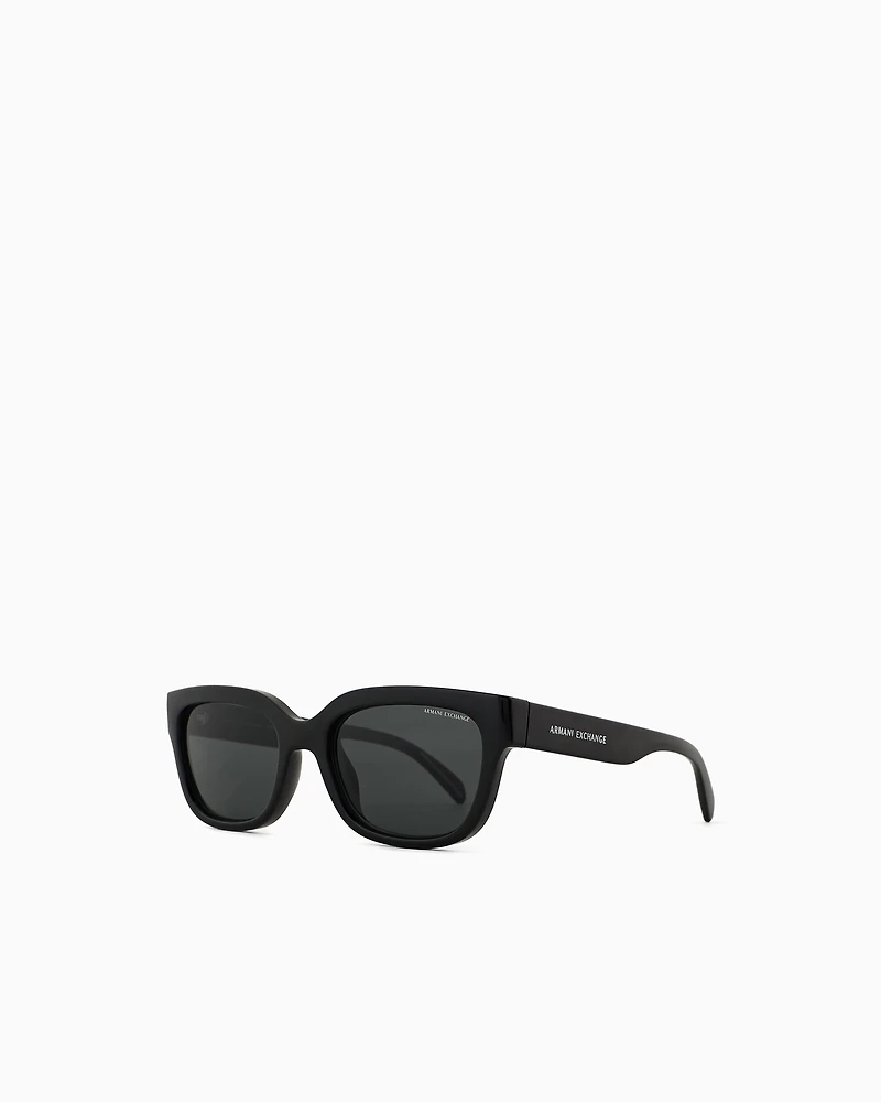 Irregular-shaped women’s sunglasses