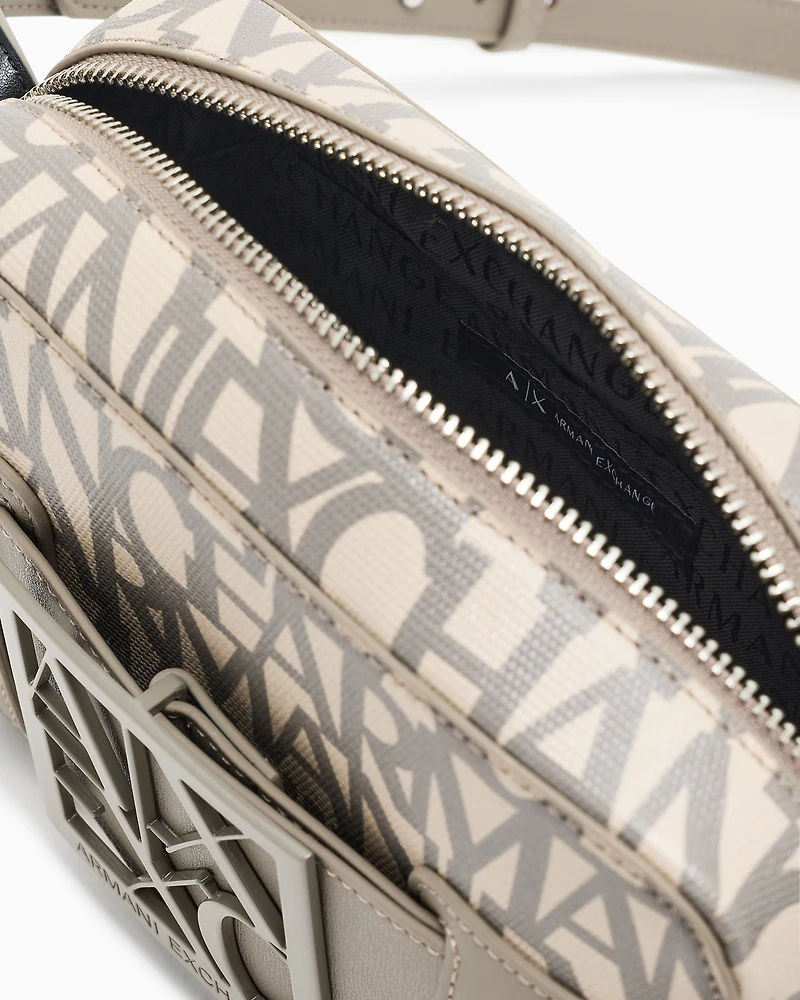Camera case bag with contrasting detail