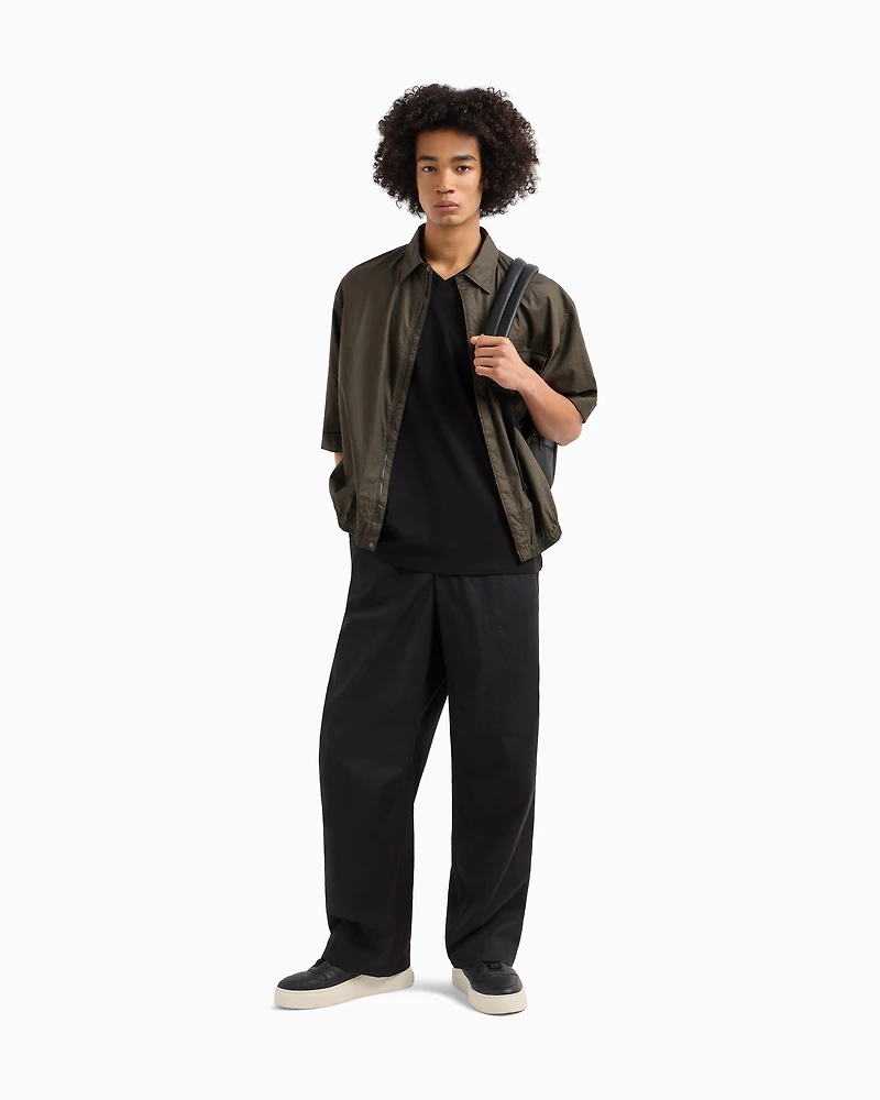 Regular fit T-shirt with V-neck