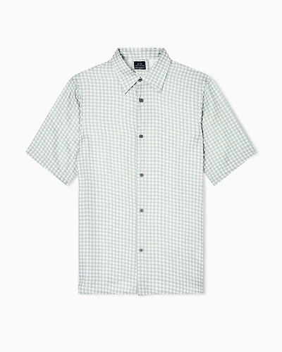 Patterned short-sleeved shirt