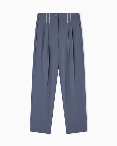 Pants with pleats