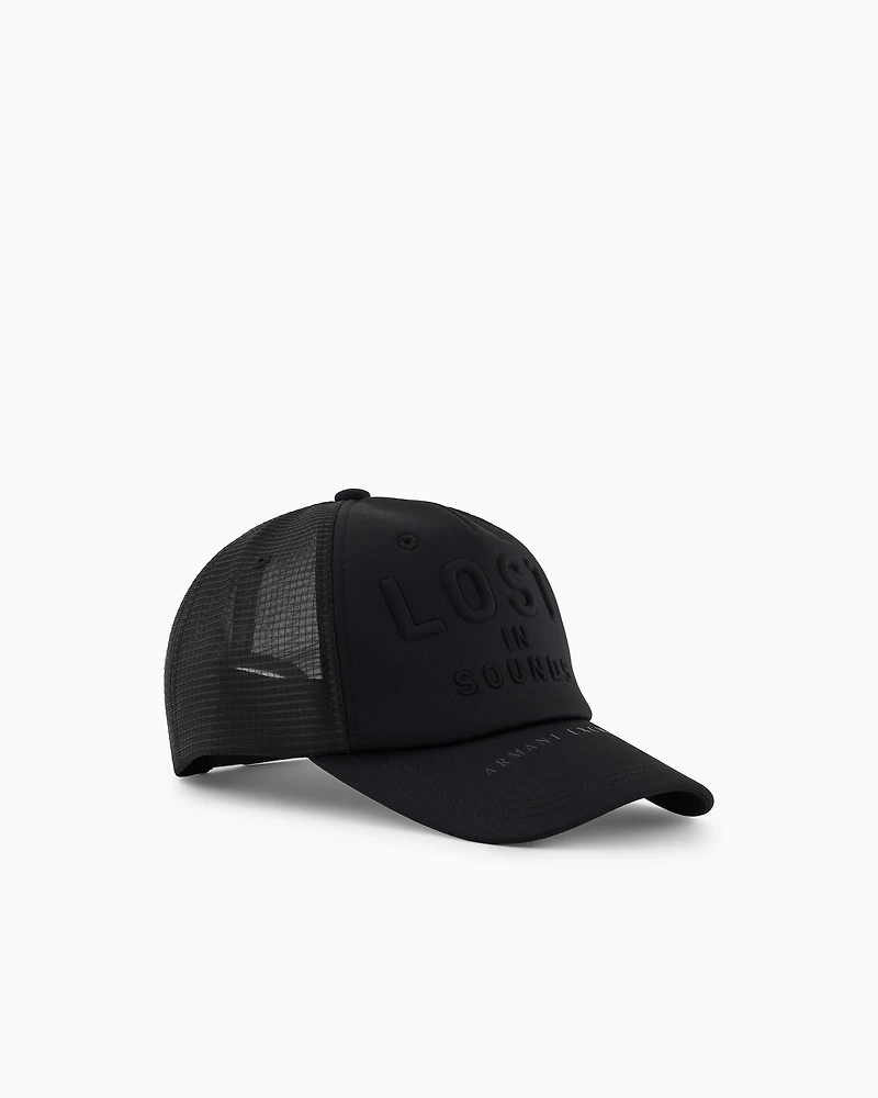 Hat with mesh insert