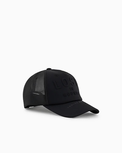 Hat with mesh insert