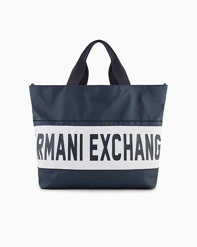Duffel bag with maxi-logo and shoulder strap