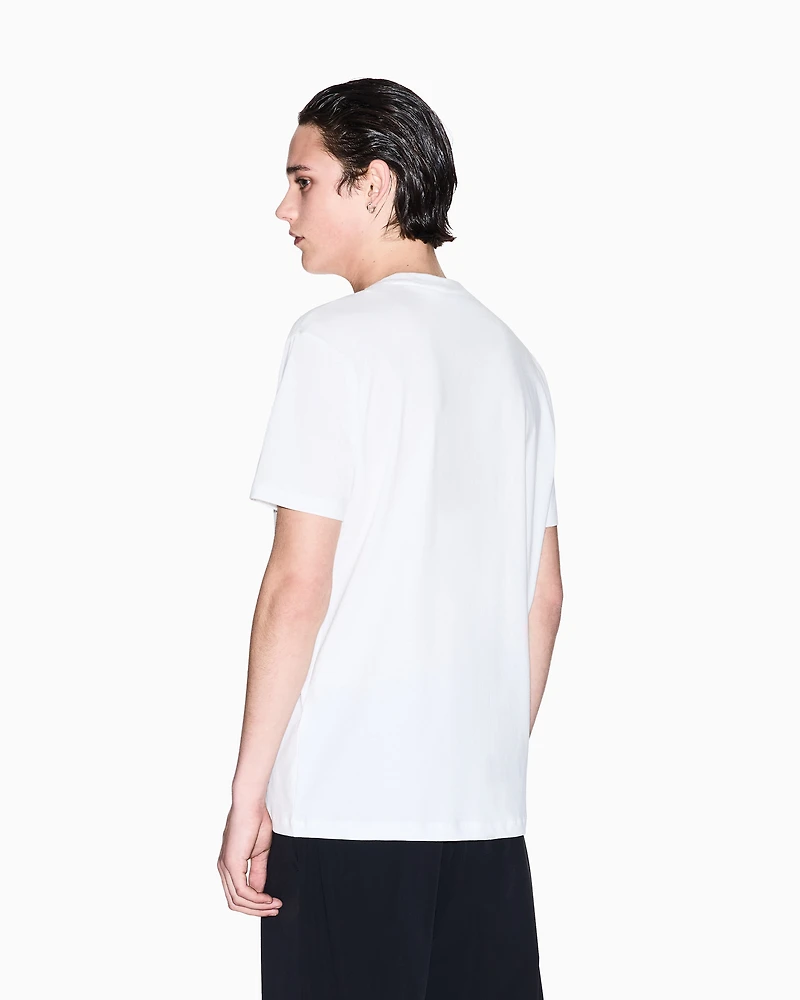 Regular fit T-shirt with logo and patch on the chest