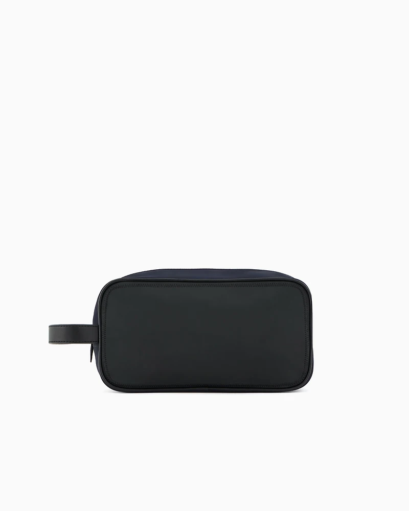 Beauyt case with nylon zip with logo