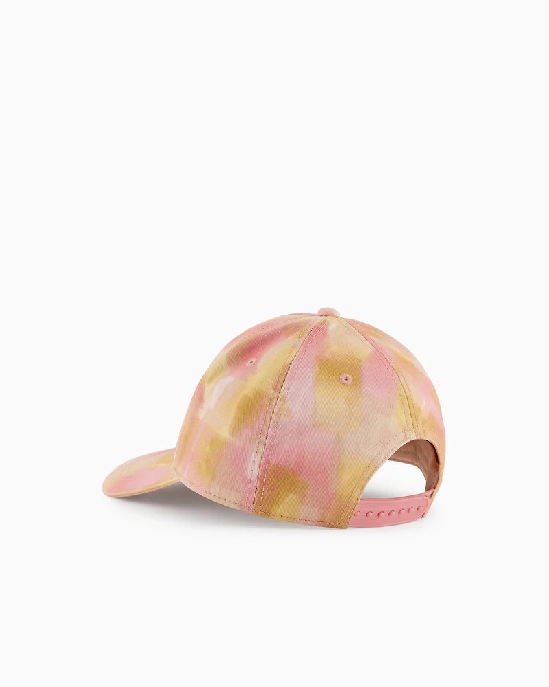 Abstract patterned visor hat
