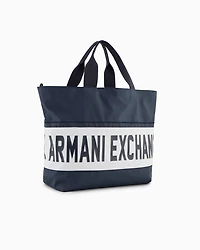 Duffel bag with maxi-logo and shoulder strap