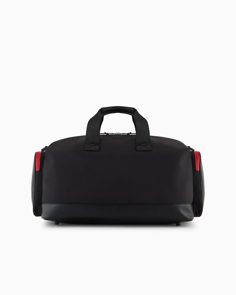 Duffel bag with external pockets