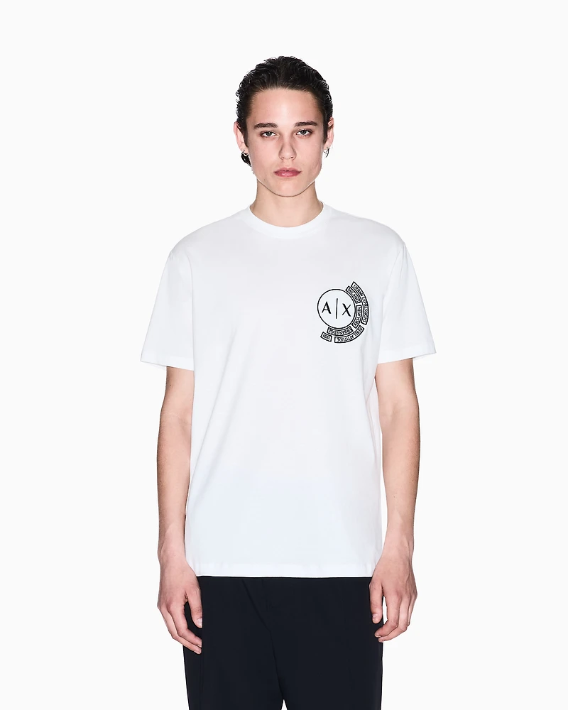 Regular fit T-shirt with logo and patch on the chest