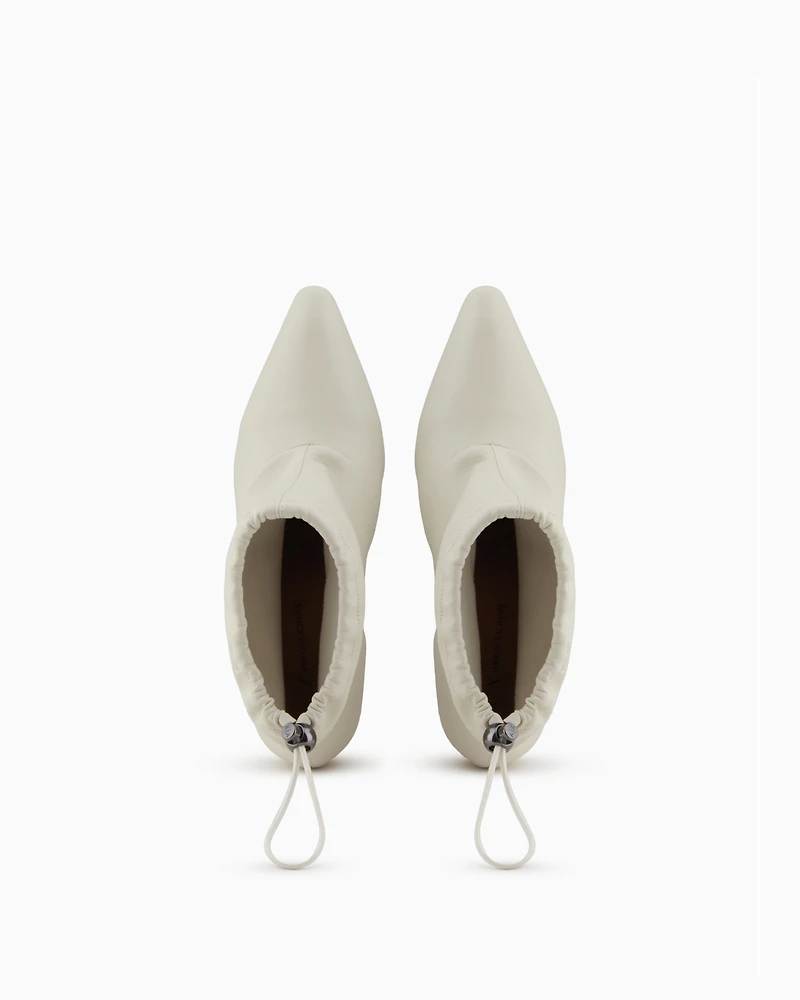 Heeled ankle boots with drawstring