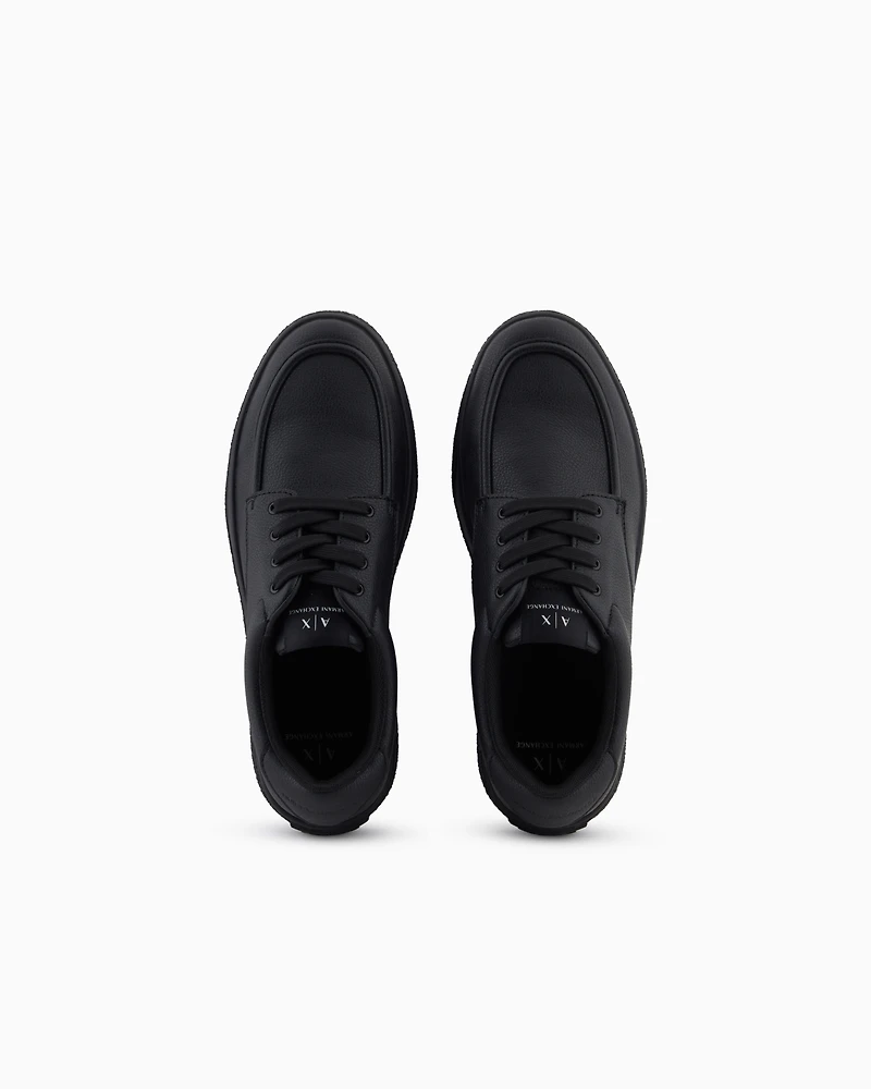 Leather lace-up shoes