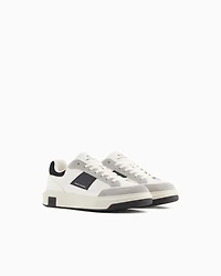 Sneakers with contrasting inserts