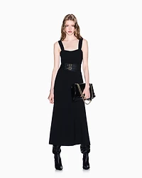 Longuette dress with belt