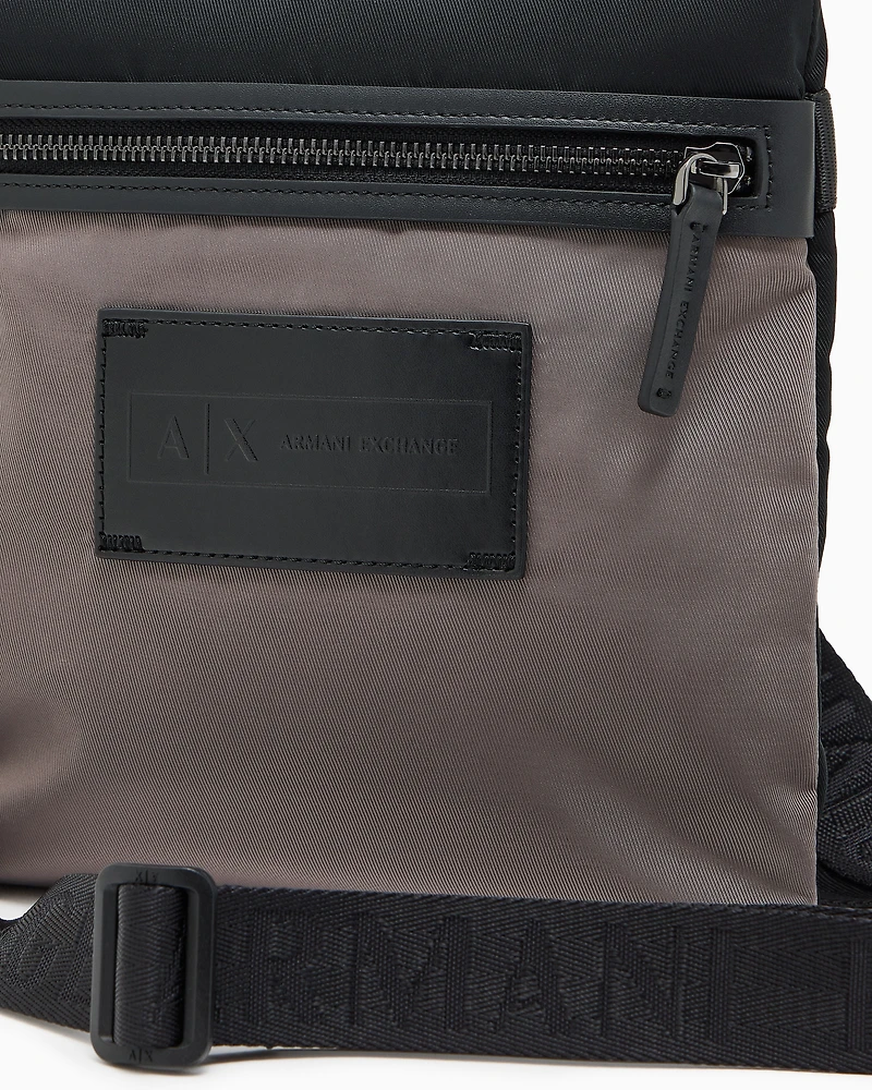 Two-tone shoulder bag with logo