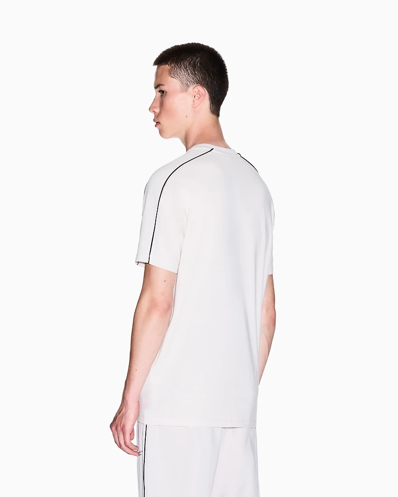 Regular fit T-shirt with contrasting piping