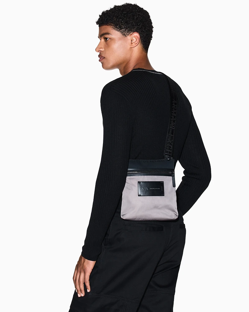 Two-tone shoulder bag with logo