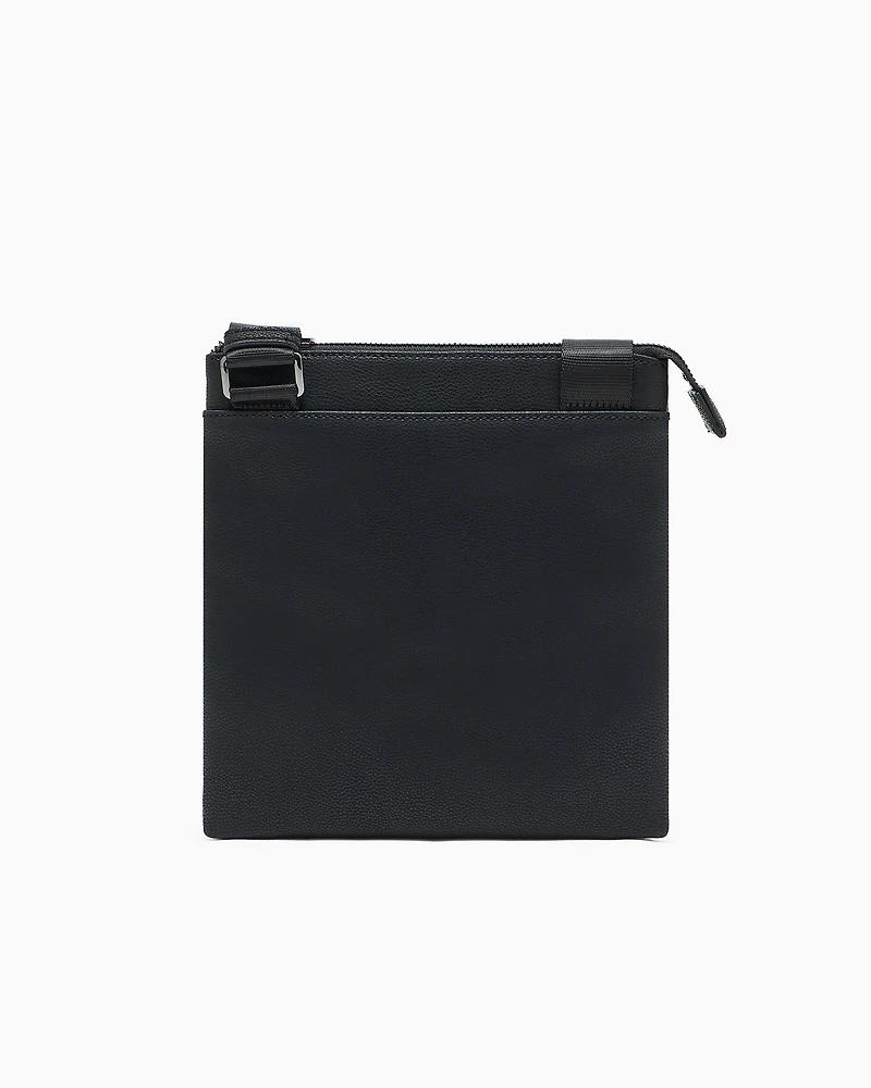 Shoulder bag with flap