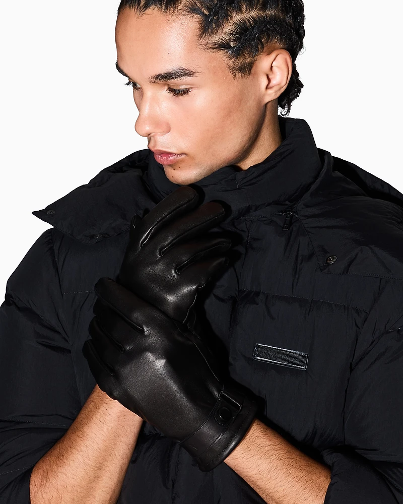Leather gloves