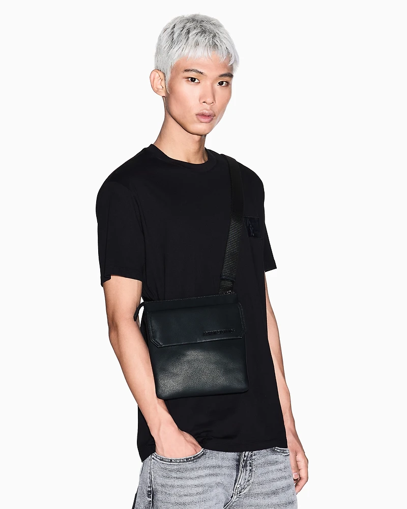 Shoulder bag with flap