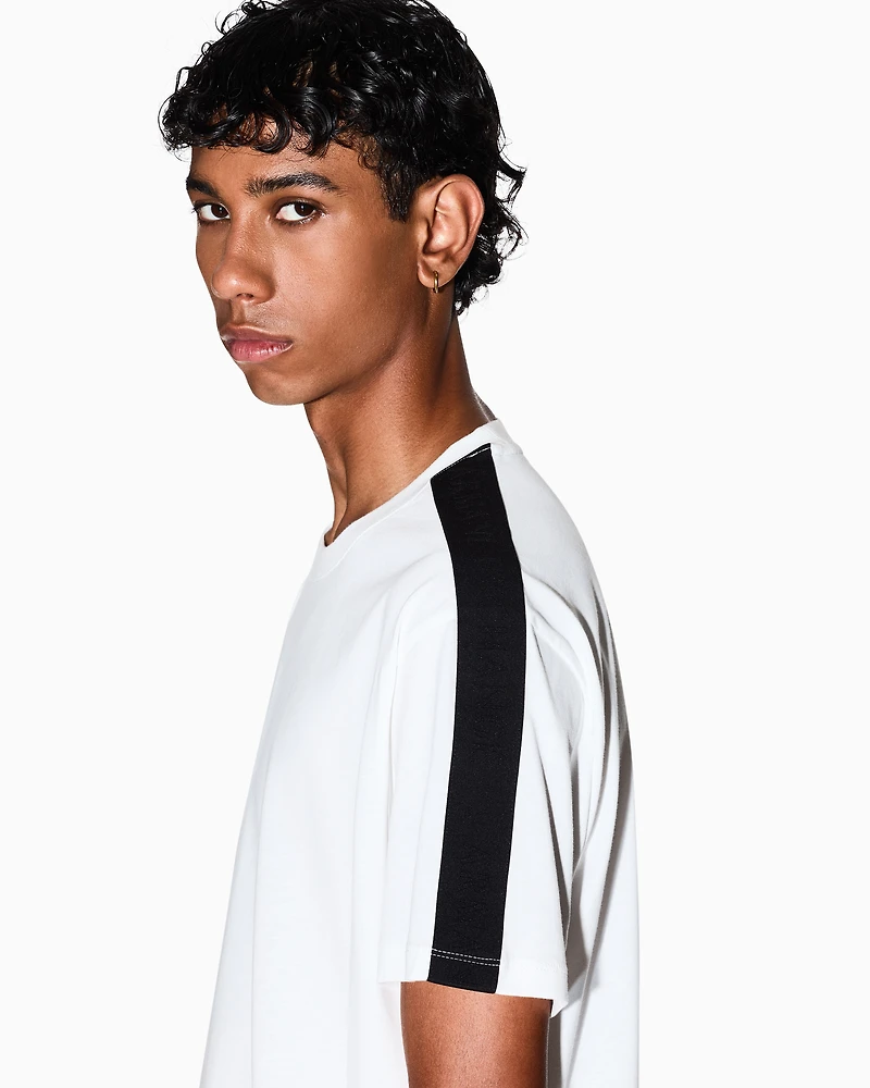 Contrasting regular fit tape t-shirt
