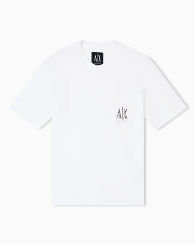 Regular fit T-shirt with pocket and logo