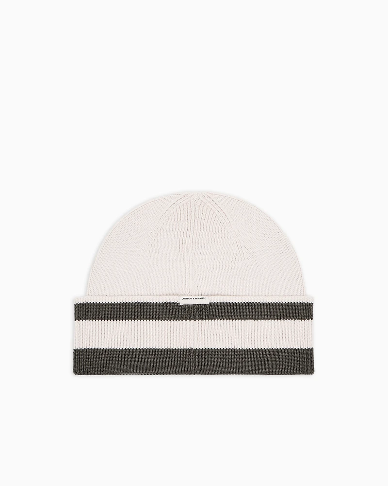Beanie hat with logo
