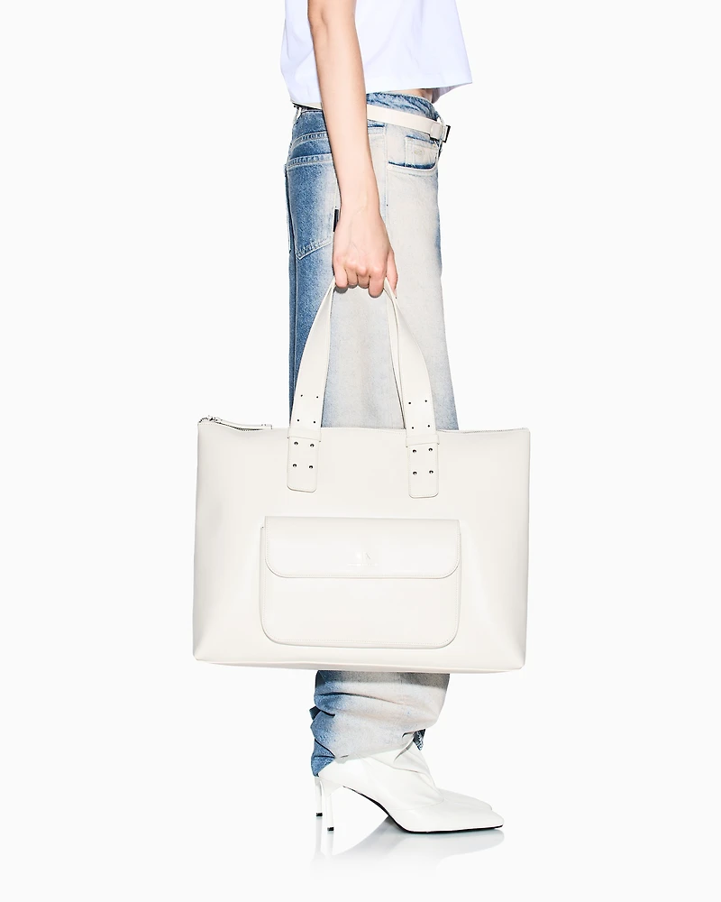 Handbag with external pocket