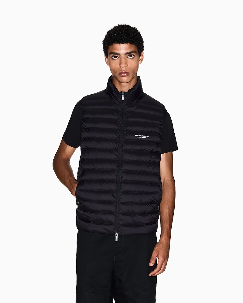 Full zip sleeveless down jacket