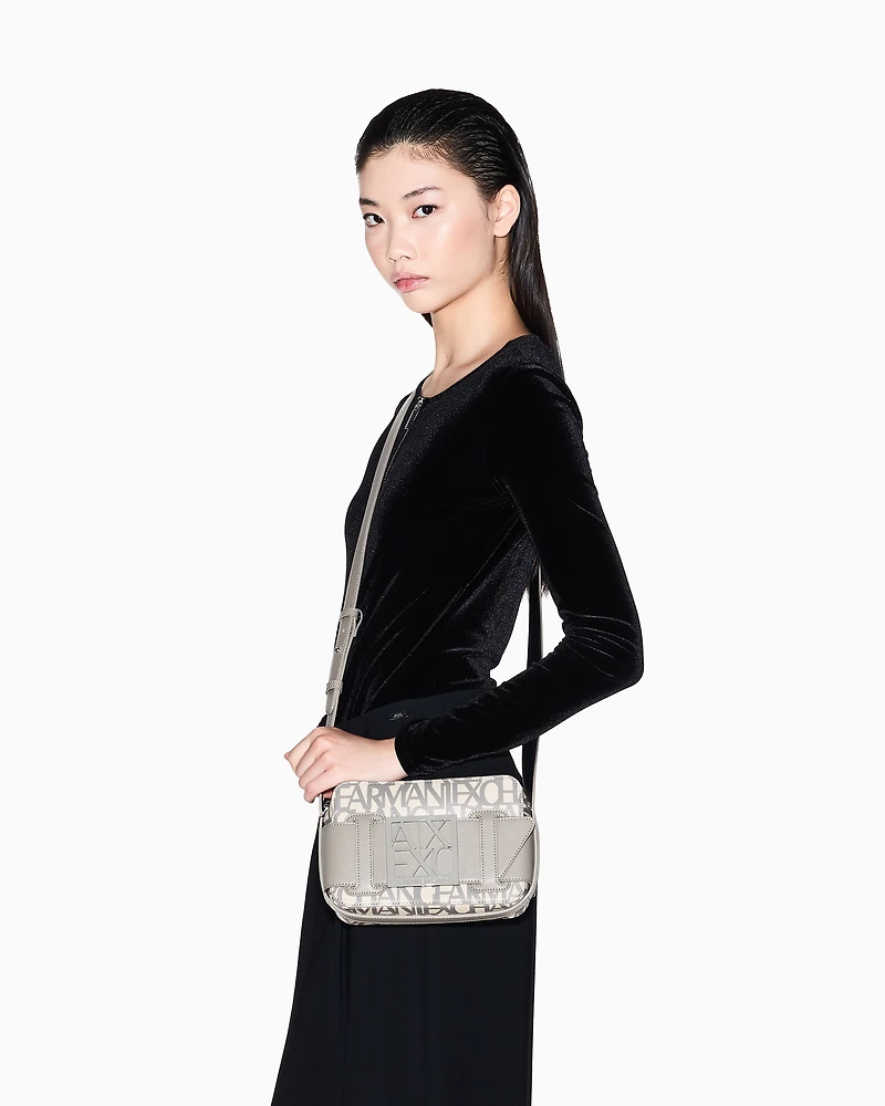 Camera case bag with contrasting detail