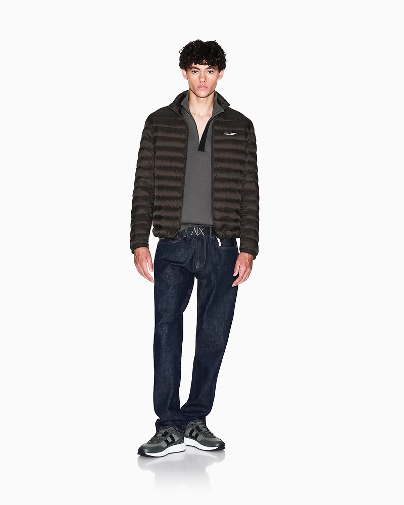 Sweatshirt with high neck and buttons
