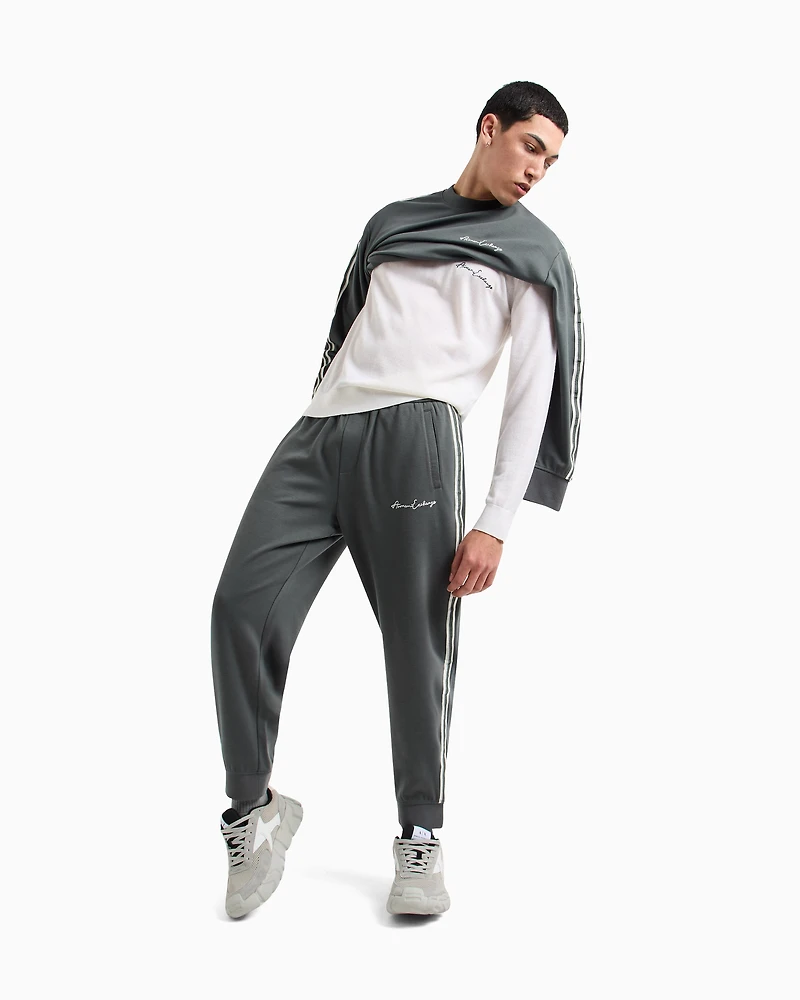Wool blend crew neck sweater with chest logo