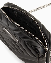 Quilted shoulder bag with chain strap