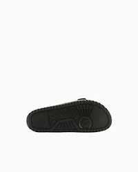Slippers with two straps and buckles