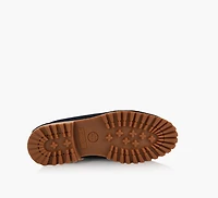 AUTHENTIC HANDSEWN BOAT SHOE