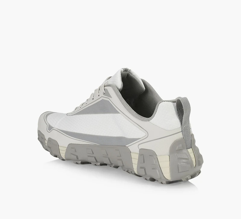 LACE UP HYPER RUNNER V08