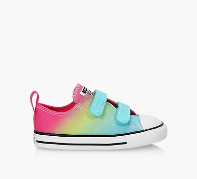 BASKETS CHUCK TAYLOR ALL STAR 2V HYPER BRIGHTS