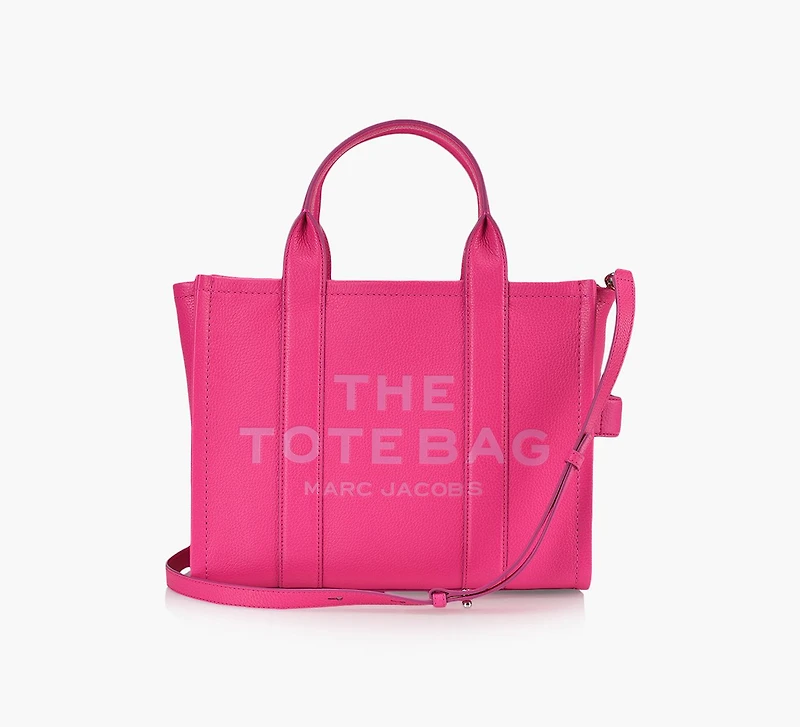 THE MEDIUM TOTE