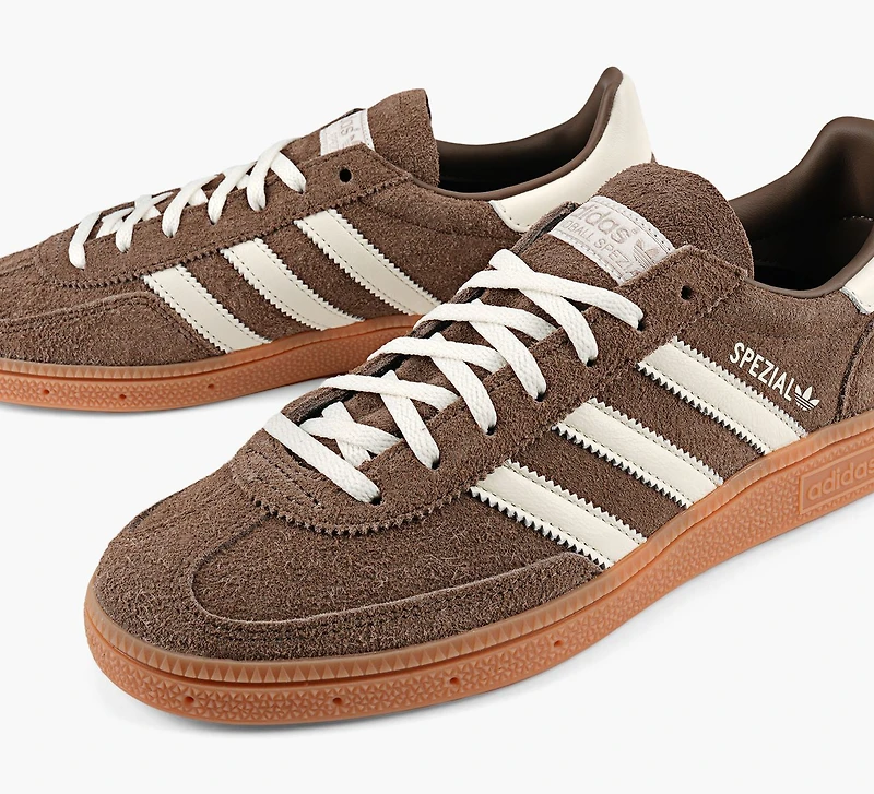 HANDBALL SPEZIAL