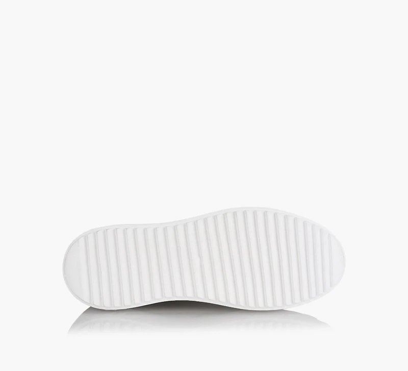 BETH SNEAKER