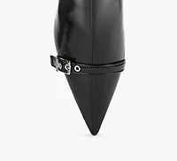 EYELETS KITTEN HEEL BOOT